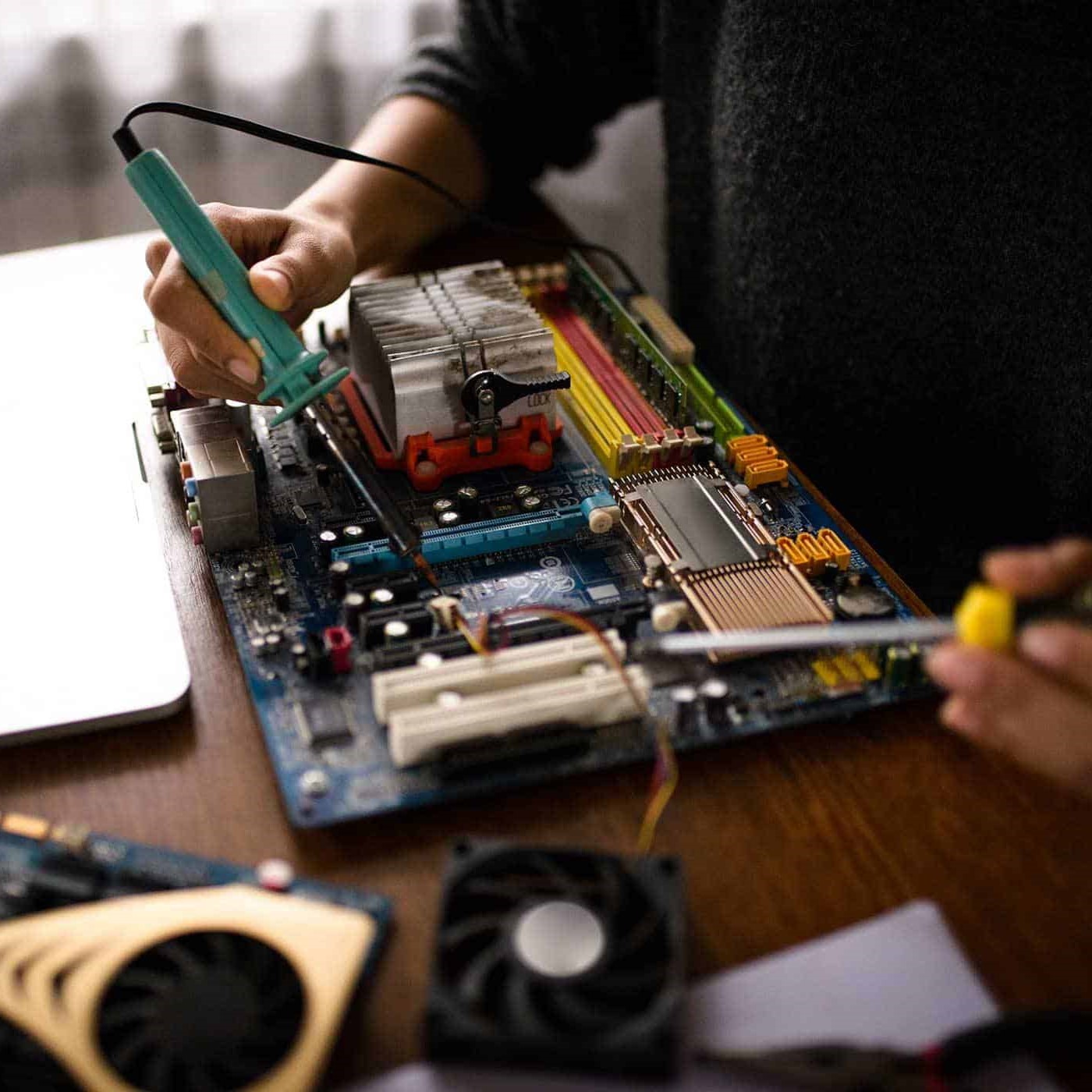 PC/Tech Premium Boutique Image